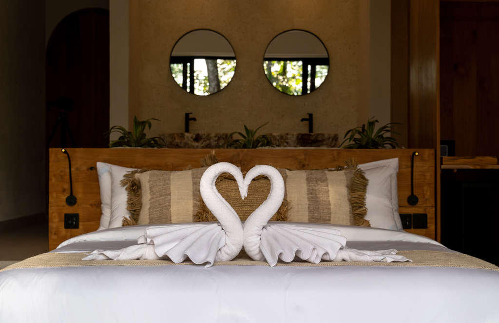 fire fly villa bali - Bed